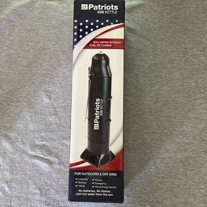 *NWT* Patriots Sun Kettle/Off Grid/Camping